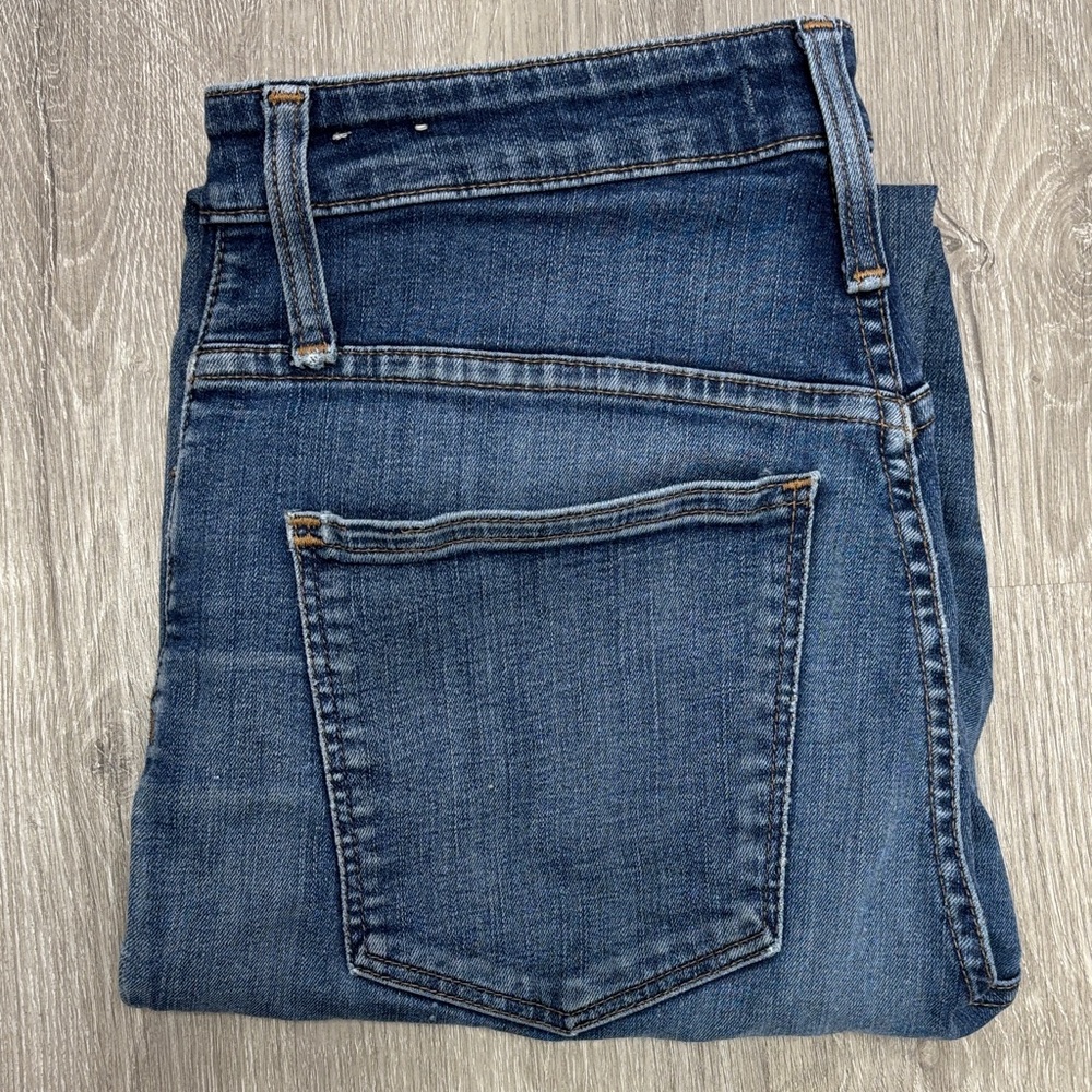 Madewell Women's Straight Leg Jeans in Dark Blue curvy high rise skinny size 30T - Picture 9 of 9